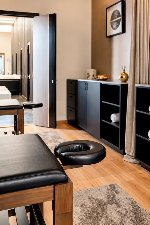 Spa & treatment room
